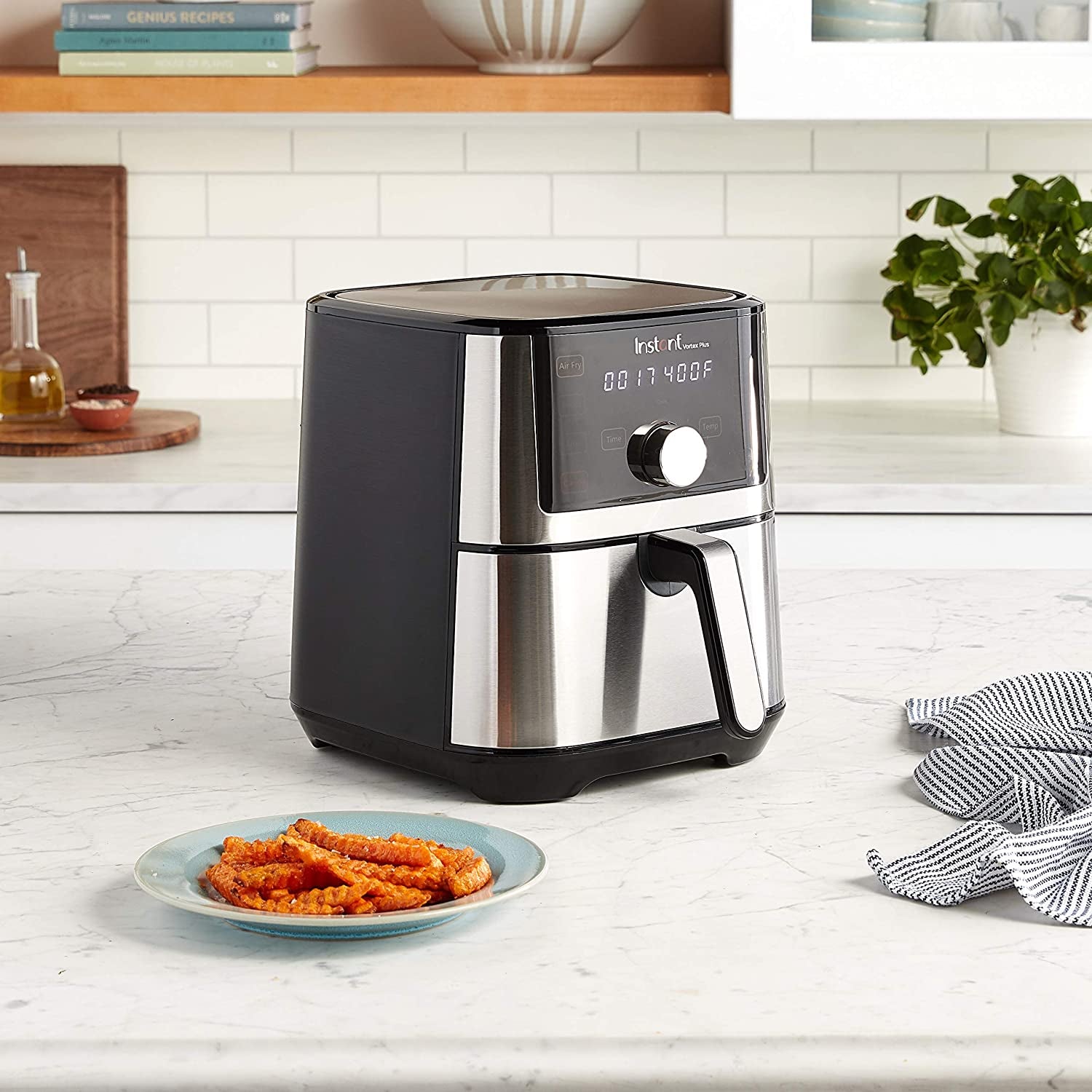 Vortex plus 4QT Air Fryer, Custom Program Options, 6-In-1 Functions Crisps, Broils, Roasts, Dehydrates, Bakes, Reheats, 100+ In-App Recipes, from the Makers of , Stainless Steel