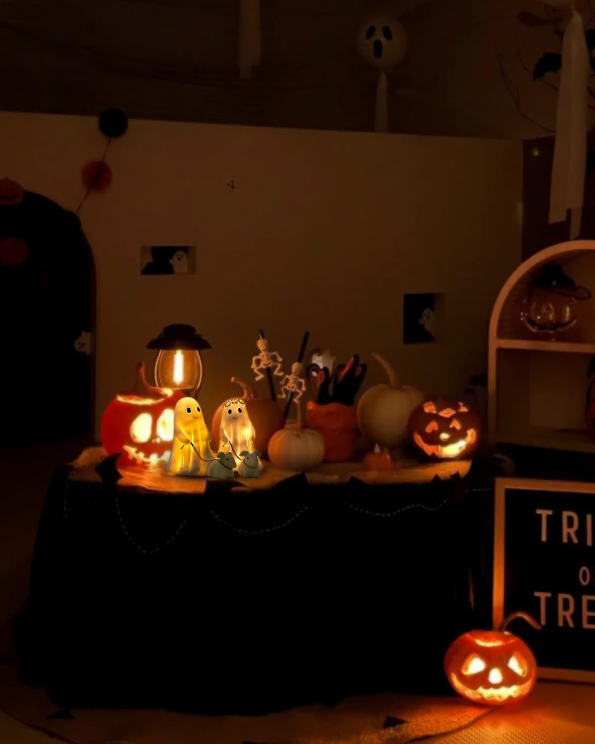 Ghost Walking Dog Display Statue Nightlight, Warm Lighted Indoor Figurine Lamps, Halloween Decors Spooky Dog Light, Cute Decorations for Party, Home, Bedroom, Shelf, Table Centerpiece (Boy)